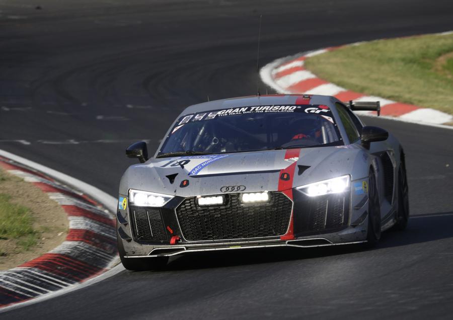  Audi R8 LMS GT4 2017 года  (фото 32 из 37)
